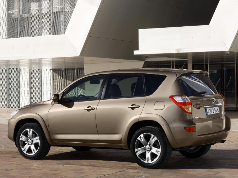  Toyota RAV4 2008 года  (фото 19 из 25)